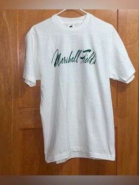 Vintage 90s Marshall Field’s Fruit of the Loom Men’s Tee Large